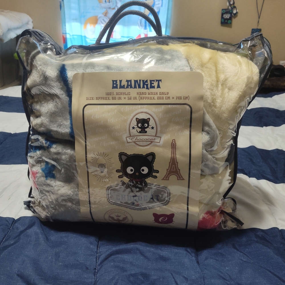 Sanrio Gray and Cream Plush Blanket Throw